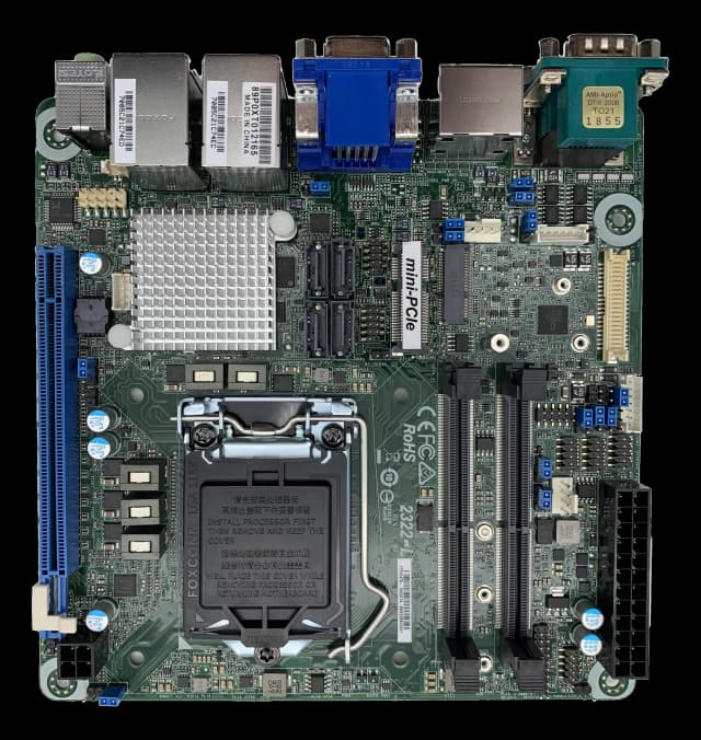 WADE-8211-Q370