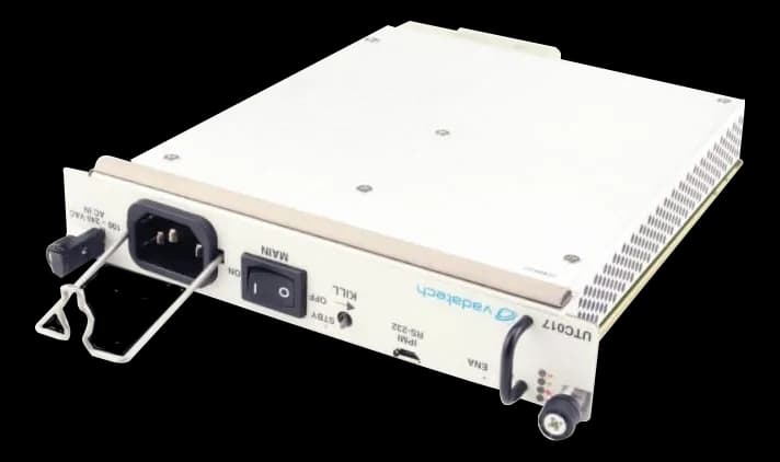 Modulo VadaTech UTC017 con connettore di alimentazione AC IEC, interruttore MAIN e selettore KILL/STBY