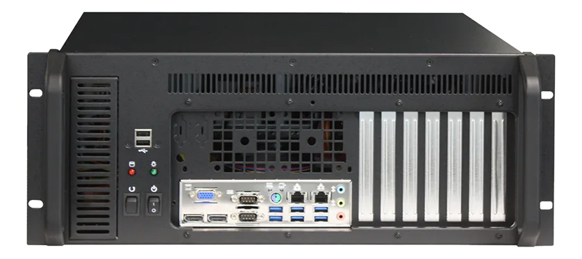 Retro dello chassis GO-4F3ATX-WS con slot di espansione, ventole, porte USB, video e rete
