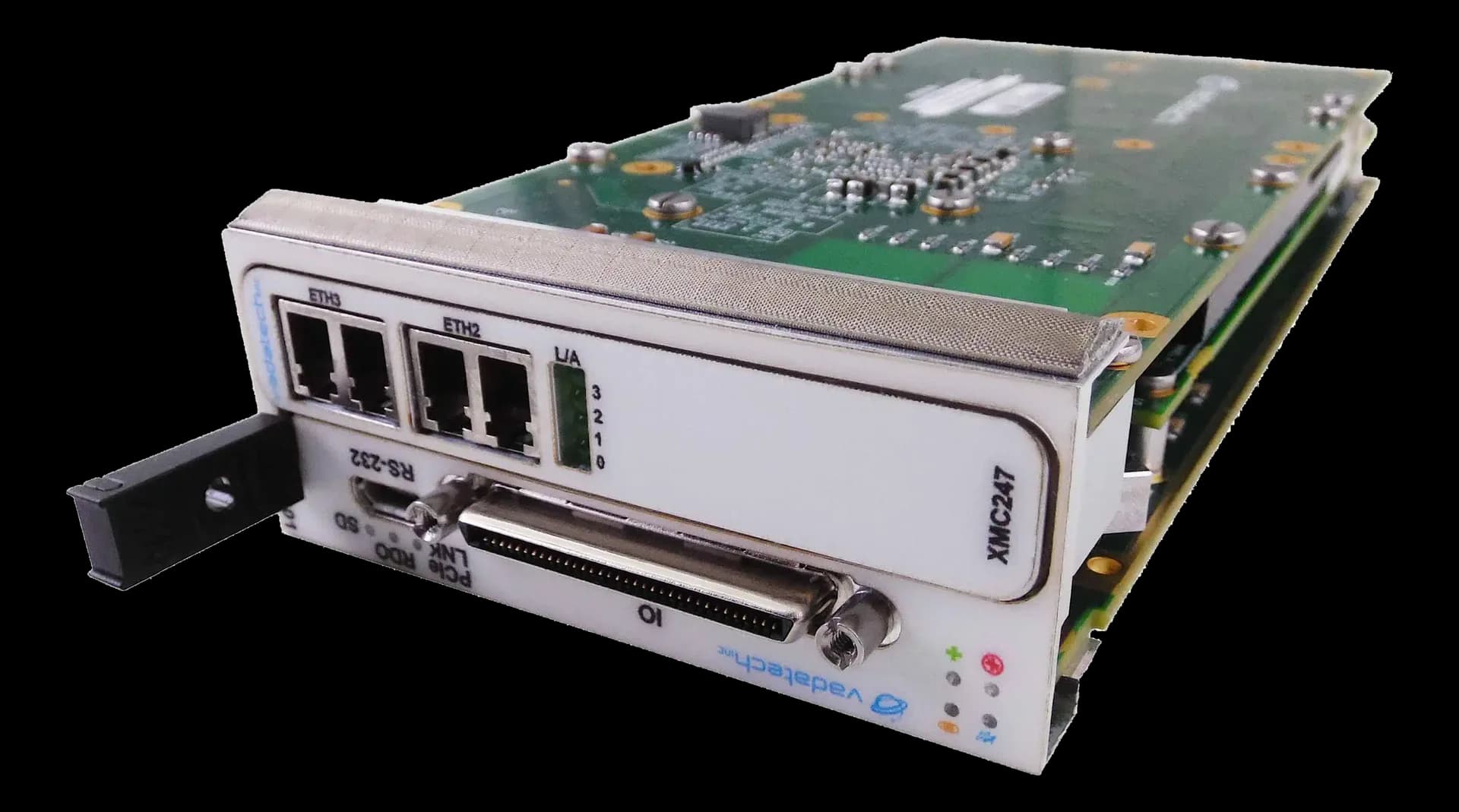AMC101 — Modulo FPGA in formato AMC per sistemi MicroTCA