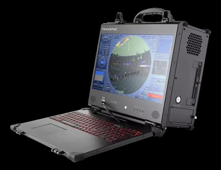 Acme Portable TransPAC aperto con schermo touch e mappa radar, tastiera retroilluminata rossa e feritoie di ventilazione laterali