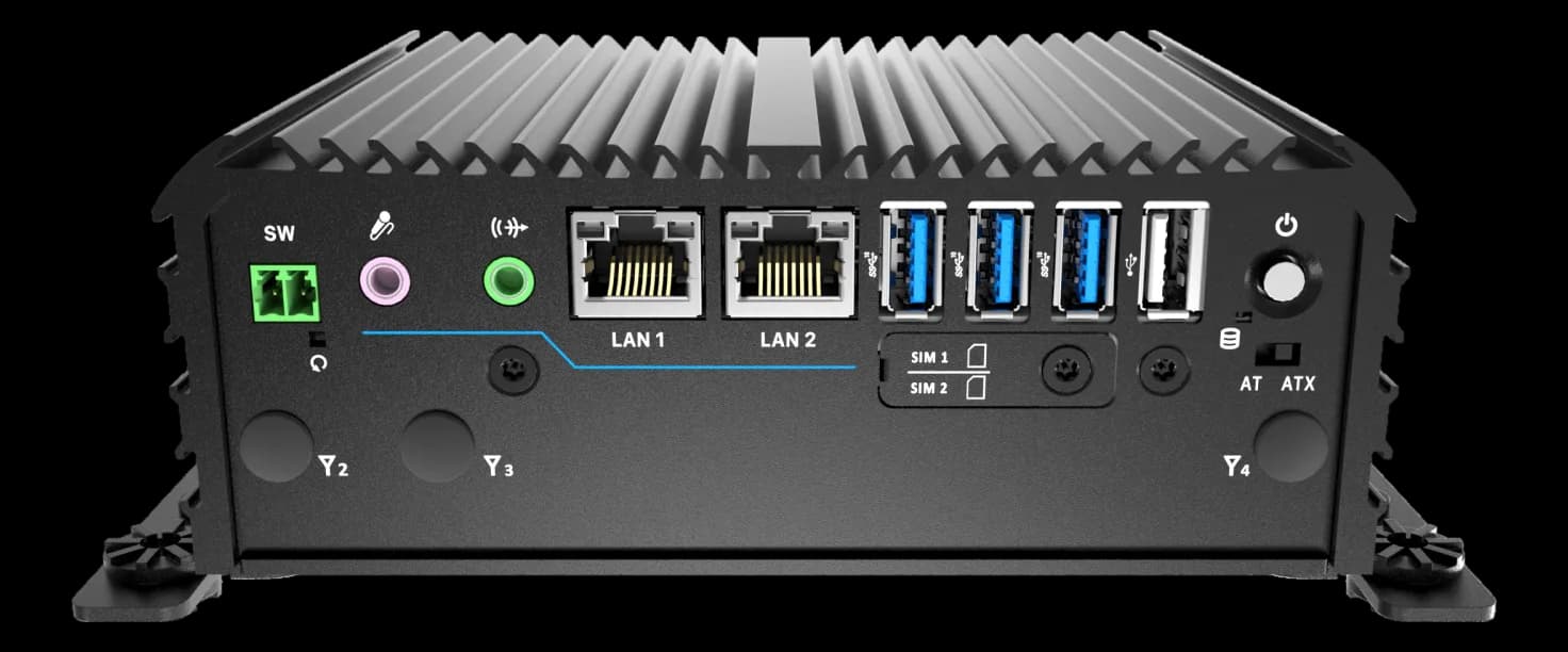 Pannello posteriore RCO-1000-ASL-10 con SW, jack audio, due LAN, porte USB, slot SIM, pulsante power e switch AT/ATX