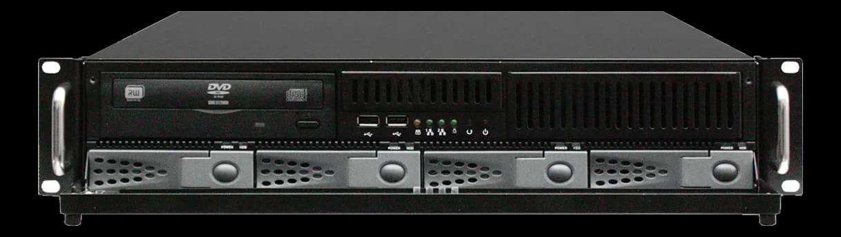 Server rack GOMA ELETTRONICA GO-283V-SRV, vista frontale con lettore DVD-RW, prese USB e quattro cassetti hard disk removibili