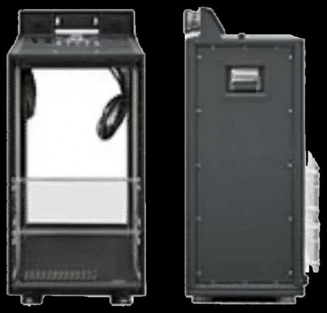 Armadio rugged integrato da 23 unità rack con cassetto monitor